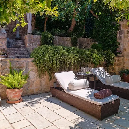 5br City Centre Hvar - What'app - 0034-635-518-216 - For Reservations! Hvar Town