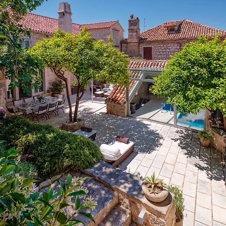 5br City Centre Hvar - What'app - 0034-635-518-216 - For Reservations! Villa Hvar Town