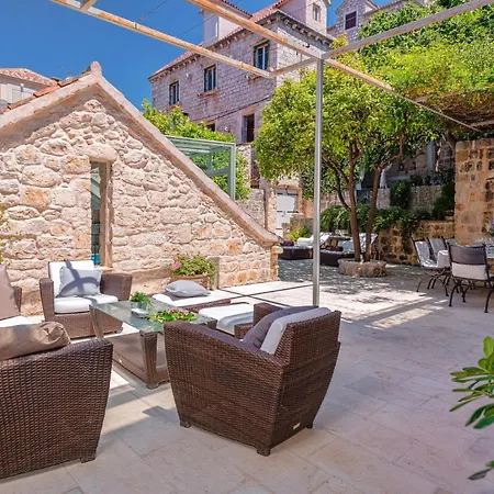 5br City Centre Hvar - What'app - 0034-635-518-216 - For Reservations! Vila
